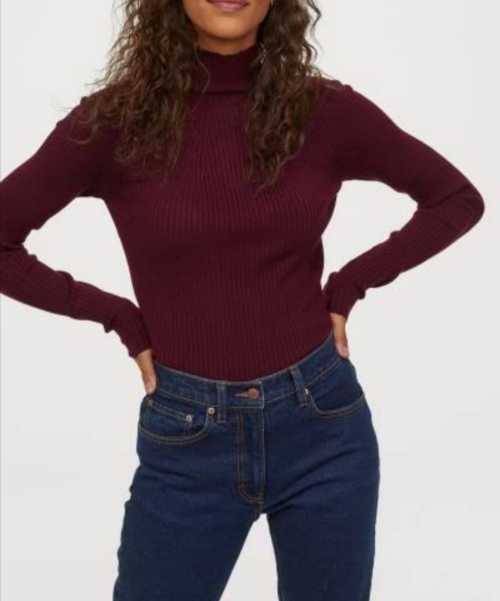 Knitwear Polo neck.....Burgundy