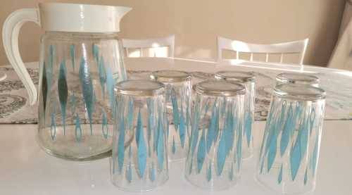 Water Jug with 6 castor tumblers...Pristine Condition in original box