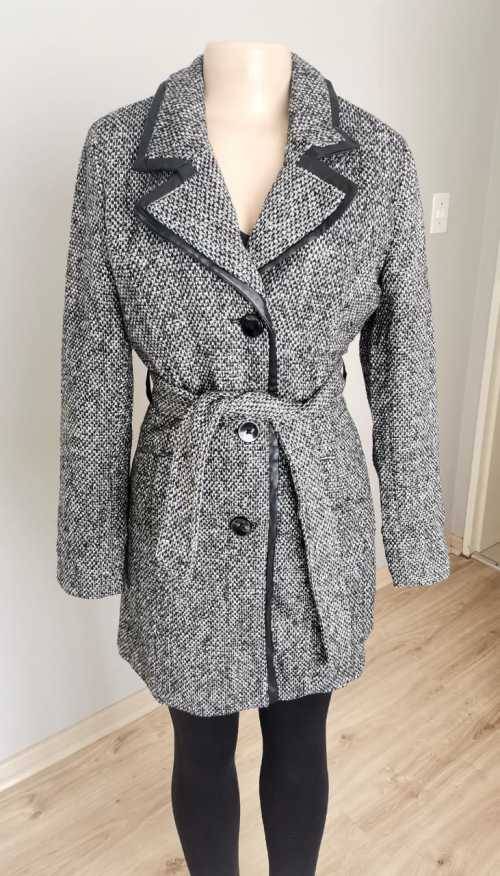 Beautiful Tweed Look Belted Coat with leather detailing