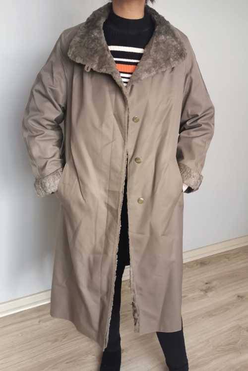 Brown Trench coat with full fur inner