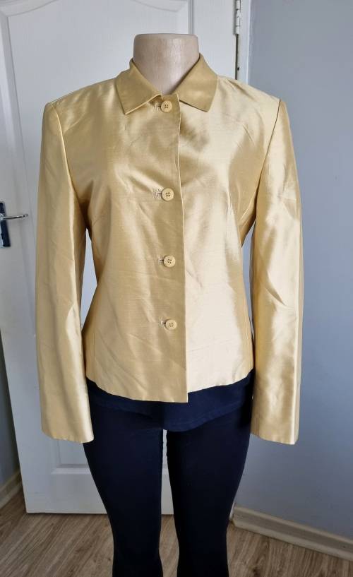 Beautiful gold coat
