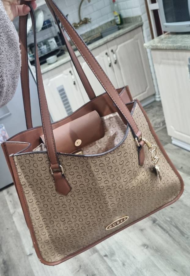 GUESS holy Grail tote Bag