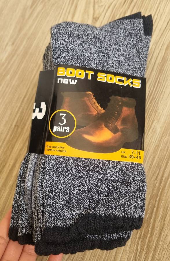 MENS extra warm socks...3 pairs