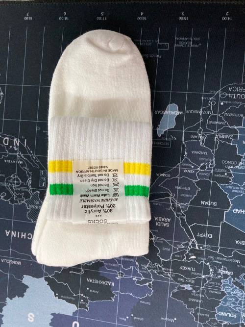 CHEAPER DEALS - WHITE WINTER SOCKS - ONE SIZE FITS ALL