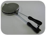 BRAAI - WAFFLE  MAKER - CAST ALUMINIUM  -MAKES PERFECT WAFFLES - LIKE AT MILKY LANE