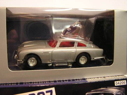 Corgi Diecast Model Car 4206 Aston Martin DB 5 DB5 50th Anniv Thunderball James Bond Movie TV Film