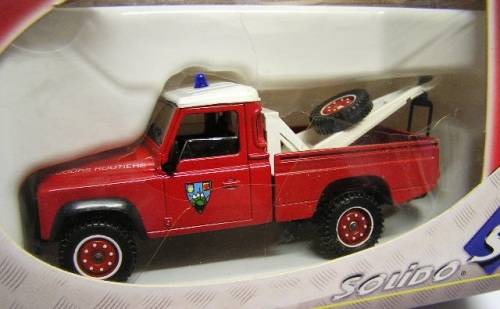 Solido Diecast Model Car 2164 Land Rover Defender Tow Truck 1/43 scale in pack