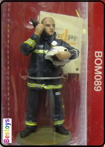 Fire Firefighters Fireman Diecast Figure Collection Airport Firefighter Barajas Madrid Spain 2003 54