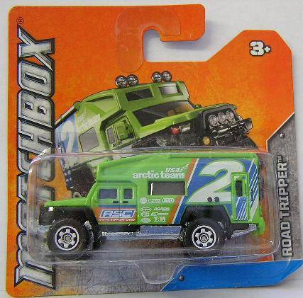 Matchbox Diecast Model Car No 72 / 120 Road Tripper Camper Van "Arctic Team" 2011 on card new