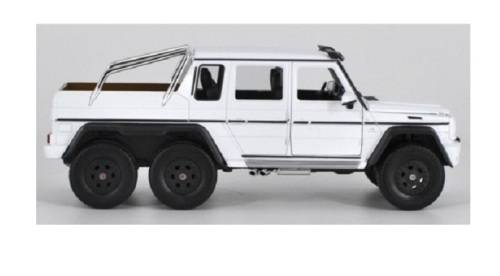 Welly Diecast Model Car 22061 Mercedes Benz G 63 G63 AMG 6x6 1/24 scale new in pack