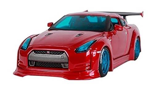 Maisto Diecast Model Car 32526 Design Tokyo Nissan GT-R GTR 1/24 scale new in pack