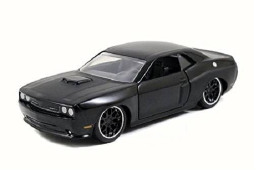 JADA Diecast Model Car Dodge Challenger SRT 8 SRT8 Dom Fast & Furious Movie Film TV 1/32 scale