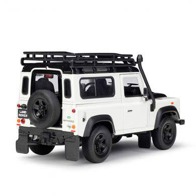 Welly Diecast Model Car 22498 Land Rover Defender 90 with snorkel 1/24 scale new in pack