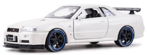 Maisto Diecast Model Car 32754 Design Transport Datsun 620 Pickup 1973 + Nissan Skyline GT R GTR R34