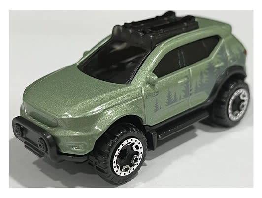 Hotwheels Hot Wheels Diecast Model Car 2023 201/250 Volvo XC 40 XC40 Recharge Mud Studs new