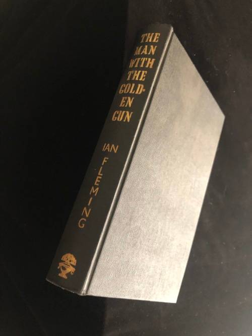 The Man With The Golden Gun - Ian Fleming