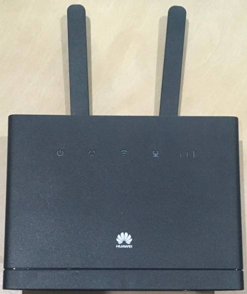 HUAWEI ROUTR B315s-936 4GB/LTE WORKING IN EXCELLENT CONDITION-X MAS SALE