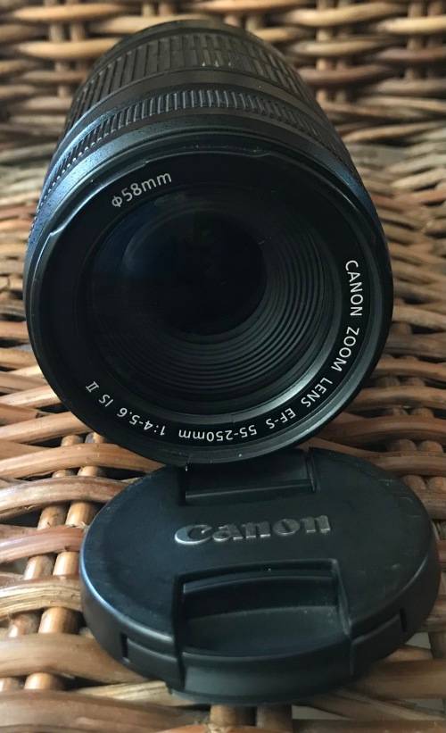 Canon Lense EF-S 55-250mm F/4-5.6 II Image Stablizer in Good working Condition - 10% OFF