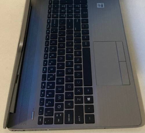 Hp 250 G8 i5 10th Gen 8gb Ram 128gb SSD + 500gb HDD in Fast & Excellent Condition