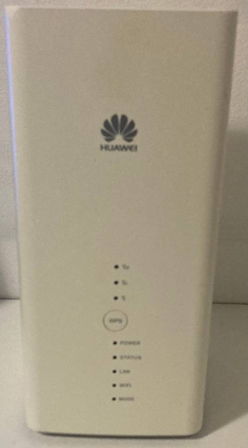 Huawei B618s-65d Router - Support 4G & 5G  ALL NETWORK with excellent condition