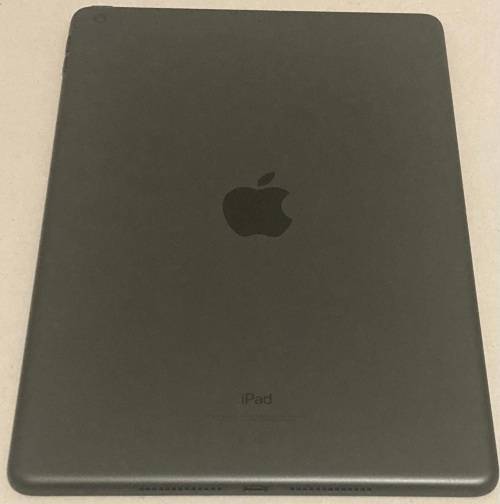 Apple IPAD 10.2 (7TH GEN) A2197 32GB WI-FI - SPACE GREY WITH KEYBOARD EXCELLENT CONDITION