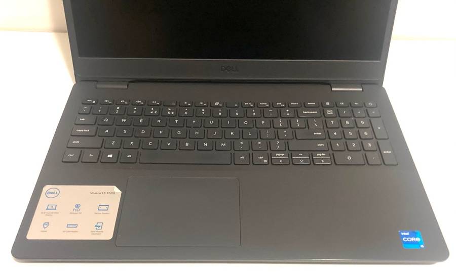 Dell VOSTRO 3500 15.6` i5 11th Gen 8gb ram 256GB SSD + 1TB HDD Good Working Condition