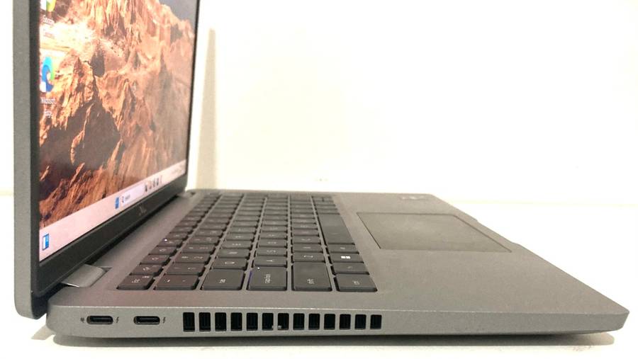 Dell Latitude 5430 i5 12th Gen 8gb Ram 256gb NVMe Ssd Excellent Condition