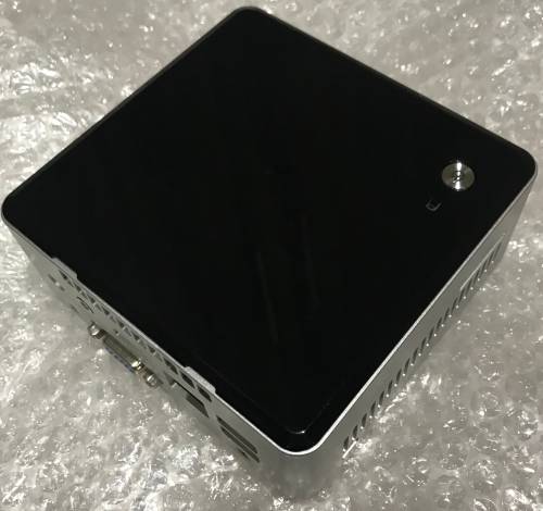 NUC INTEL CELERON N3050 Mini PC IN EXCELLENT CONDITION LATEST ONE