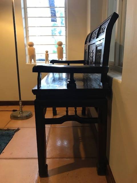 BEAUTIFUL HAND CARVED CHINESE BENCH
