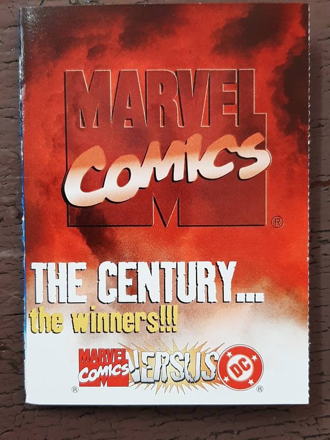 Marvel vs. DC foldable main card