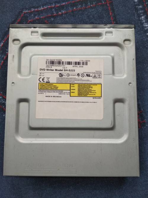 1TB HDD + DVD Drive + Intel HSF + USB Hub + 120mm Fan + 80mm Fan