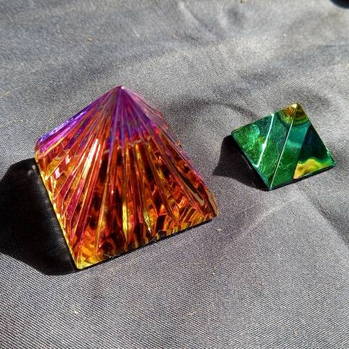 Crystal Pyramids (Set of 2)