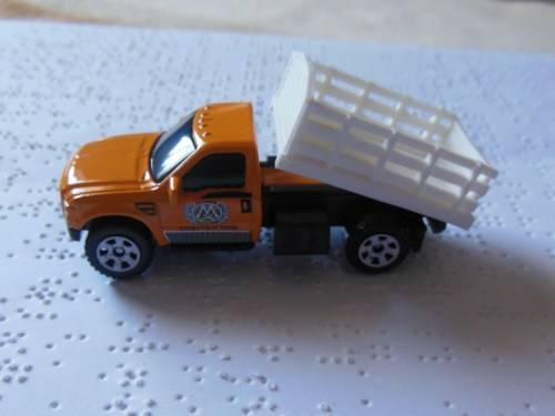 MTCHBOX FORD FARM TRUCK