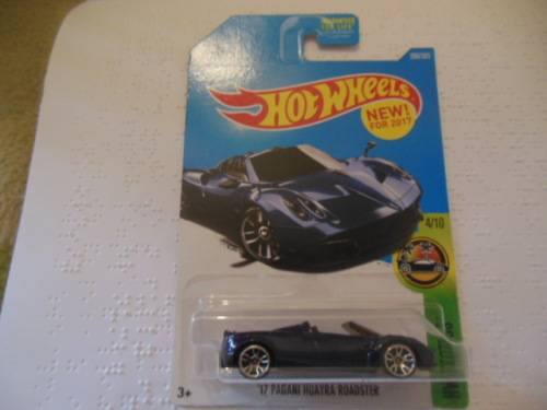 HOT WHEELS PAGANI HYURA ROADSTER