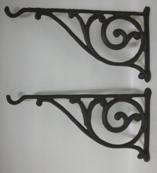 2 Vintage Cast Iron Brackets for hanging plants, signs, etc - 32cm wide, 17.5cm high, 1.4kg
