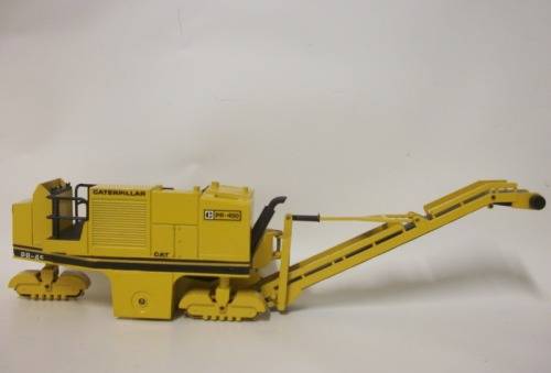 Die Cast Model - NZB (Made in W. Germany) Cat Caterpillar Pr 450 Profiler Roto Mill no299 1:50 scale