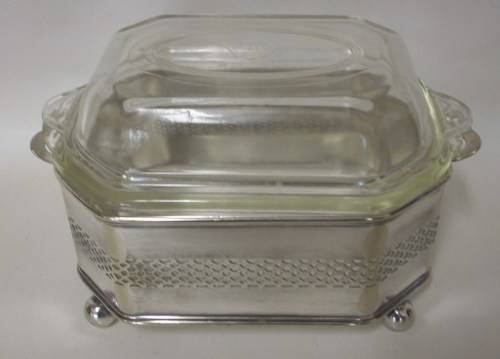 Glass Serving Bowl with Lid in Silver plated holder - Beautiful for your table! 23x14cm