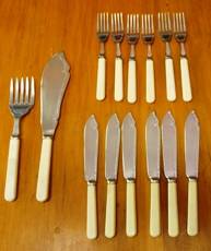 Vintage - Complete Fish Cutlery Set with Servers - NICE!