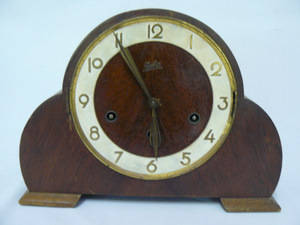 JUBA (Germany) Wooden Mantel Clock for Spares or Repairs - Nice!