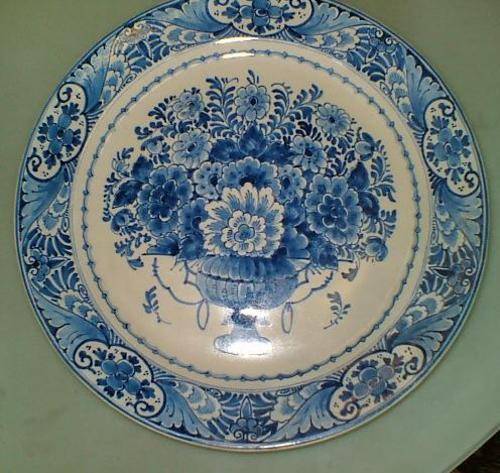 Delft Commemorative Plate - 1945 (285mm)