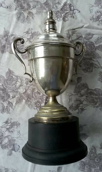 Large (40cm in height) 1950s Trophy for the Best Begonia in Bloom