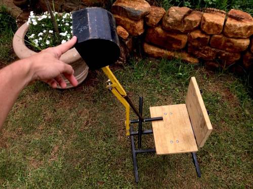 Vintage Style Child's Workable Excavator/ Digger with Lifting Action and Twisting Seat