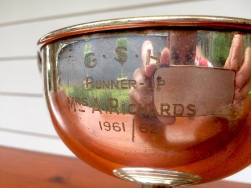 STUNNING VINTAGE TROPHY No. 7 G.S.H. RUNNER UP  1961/62 Mrs. A. RICHARDS