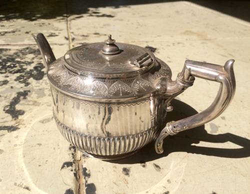 Vintage EPNS PARKIN & MARSHALL SHEFFIELD TEA POT