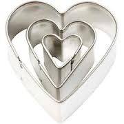 3pc HEART CUT OUTS