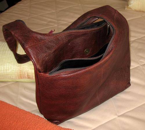 LARGE NEW GENUINE LEATHER "STAND-UP" HANDBAG * 3 POCKETS * LONG WIDE SLING