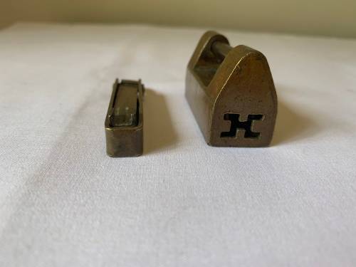 ANTIQUE 19 CENTURY BRASS CHINESE PADLOCK AND KEY
