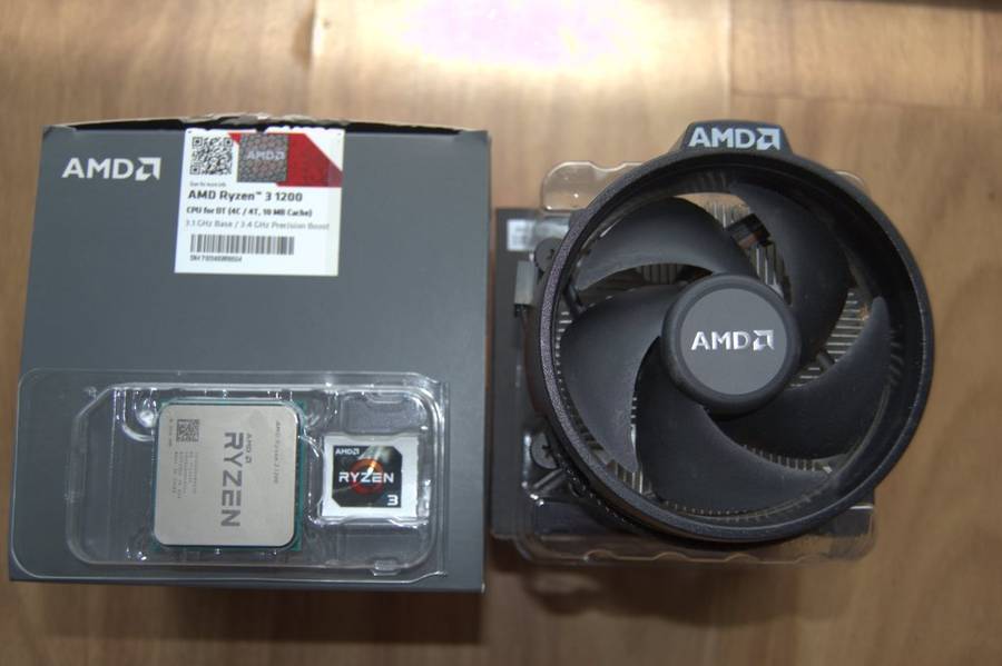 AMD RYZEN 3 1200 Processor with Wraith cooler