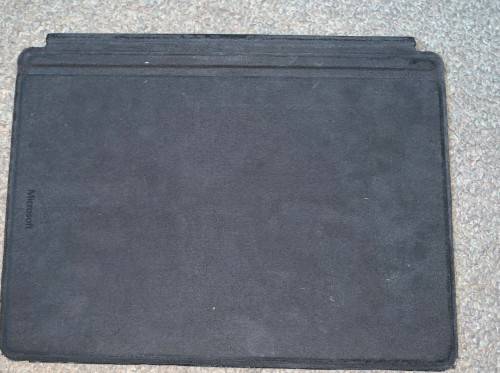 Microsoft Surface GO 1 (2018) 64Gb/4Gb + Black Type Cover + Bamboo Pen + Sleeve