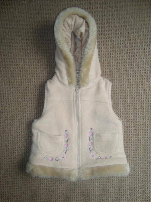 Gorgeous Sleeveless Suede Hoodie 24 months - only worn a few times - in excellent condition!